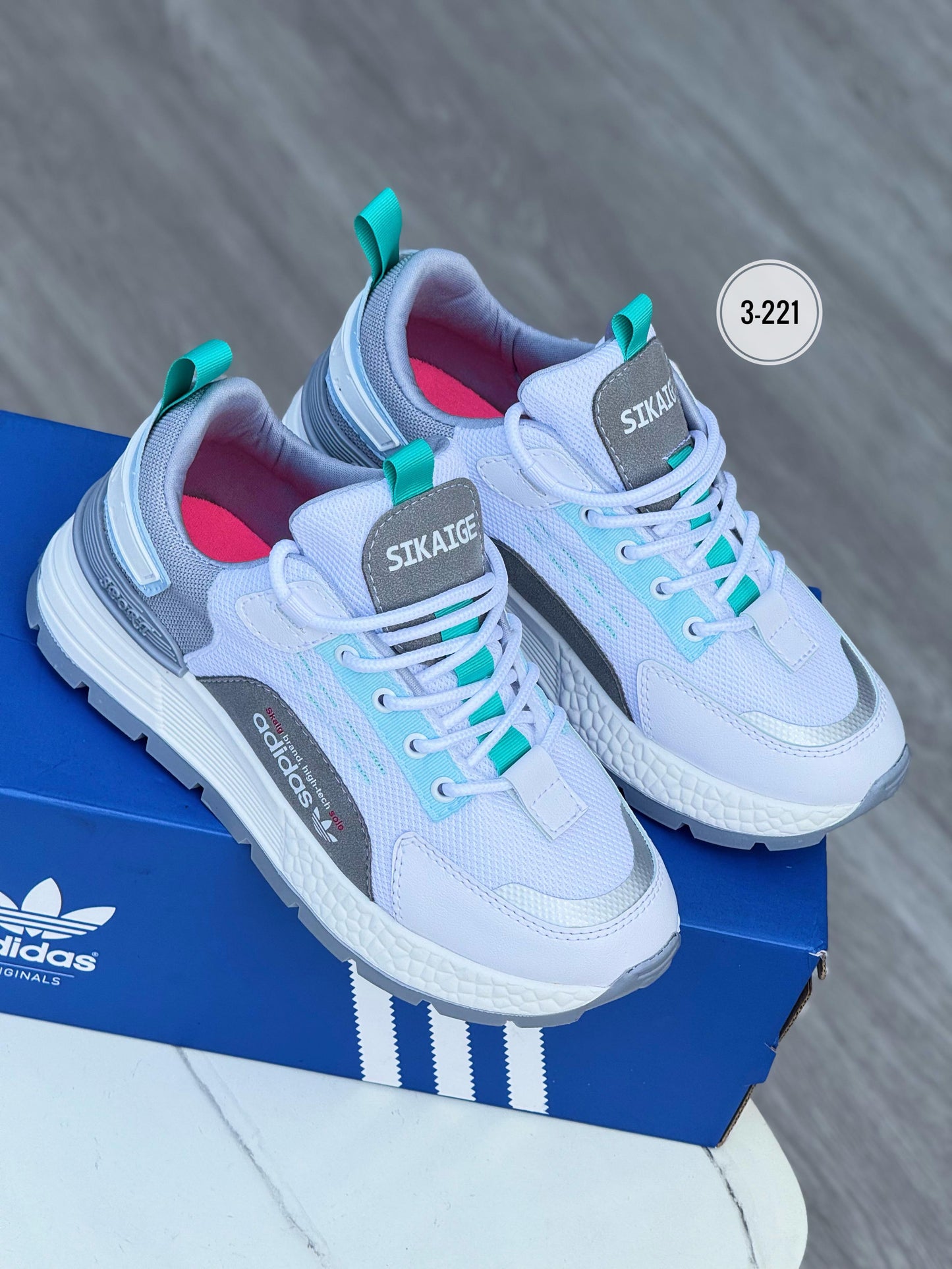 Tenis Adidas Sikaige Dama